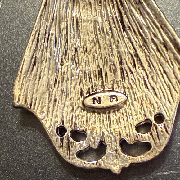 Vintage Pair of Avon Silver Tone Drop Earrings - Picture 8 of 15